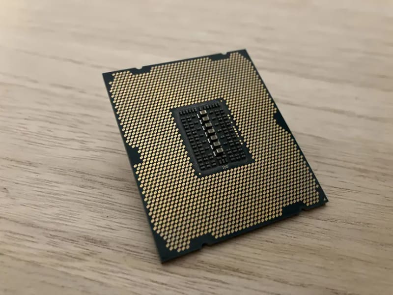 Processeur serveur Intel Xéon E5-2650V2 2.6GHz SR1A8 FCLGA2011 20Mo - vue 4