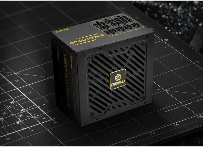 REVOLUTION III alimentation modulaire 750 watt - image 4