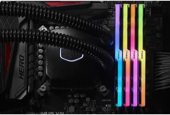 G.Skill Trident Z RGB 32 Go Kit 4x8Go DDR4 3200 MHz - vue 5