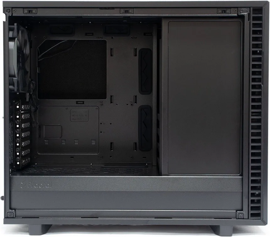 Fractal Design Define 7 PCGH mATX - vue 4