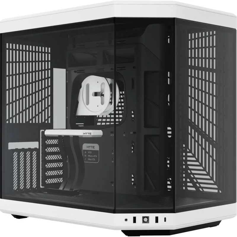 HYTE Y70 mATX