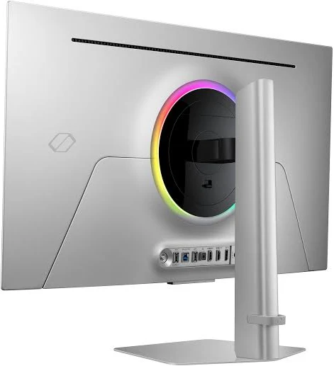 Samsung Odyssey OLED G81SF 32 pouces - vue 5