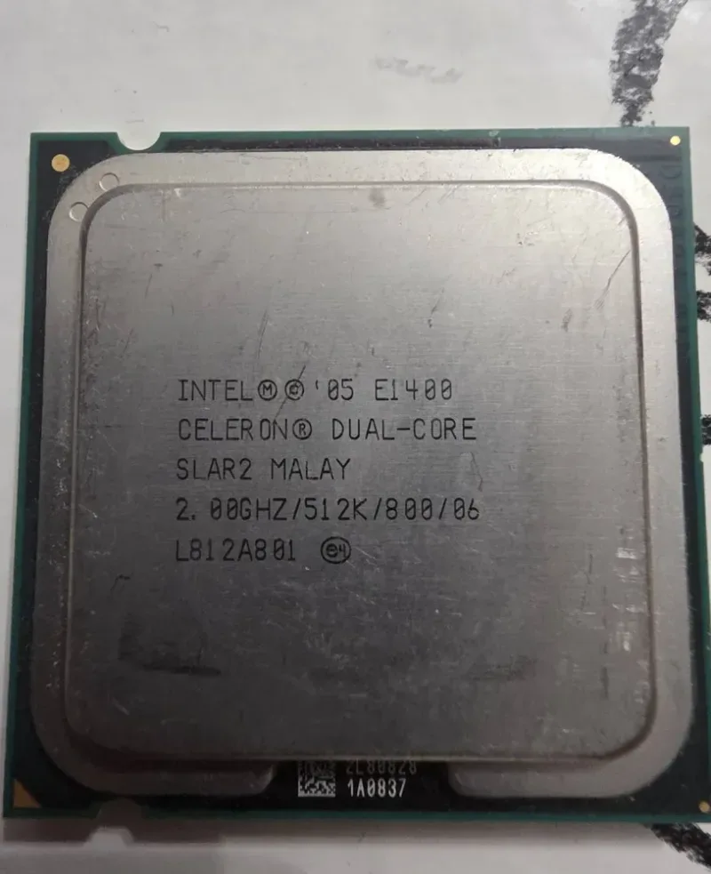 Processeur Intel Celeron D E1400 2.00GHz SLAR2 LGA775 0.512Mo - vue 2