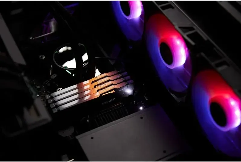 Kingston Fury Beast RGB 64 Go Kit 2x32Go DDR5 5600 MHz - vue 4