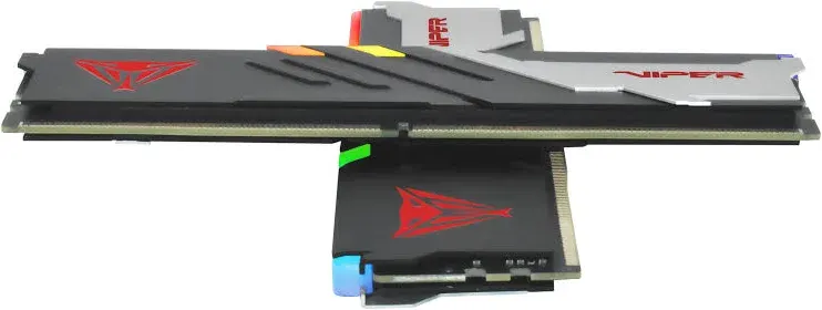 Patriot Viper Venom 32 Go Kit 2x16Go DDR5 6000 MHz RGB - vue 3