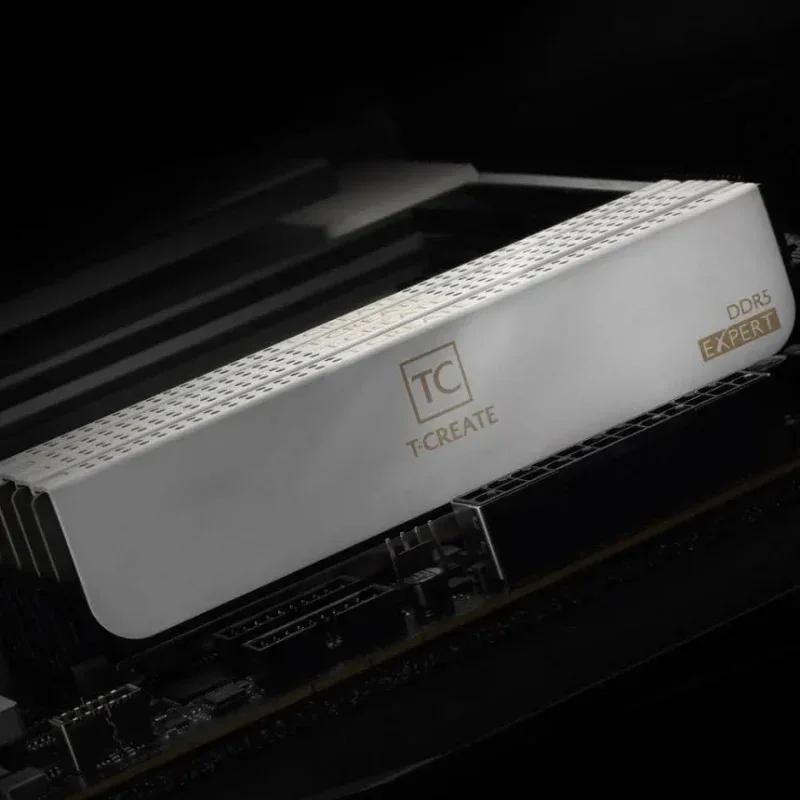 Team Group T-Create Expert 32 Go Kit 2x16Go DDR5 7200 MHz - vue 4
