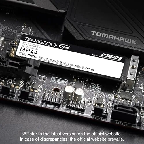 SSD Team Group MP44 4 TB - vue 3